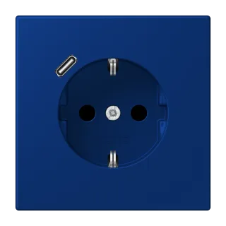 SCHUKO-розетка · защита от детей · пружинные зажимы · USB-зарядка